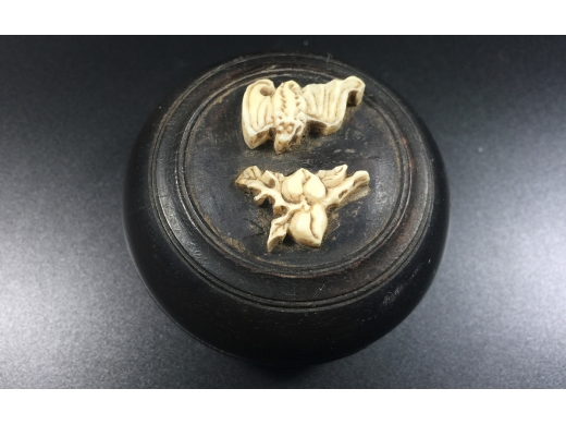 紫檀印泥盒（嵌骨）