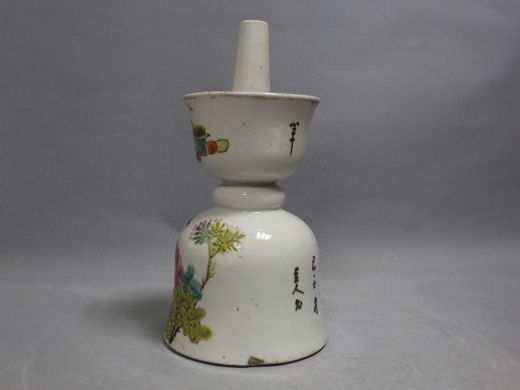 粉彩花鸟烛台