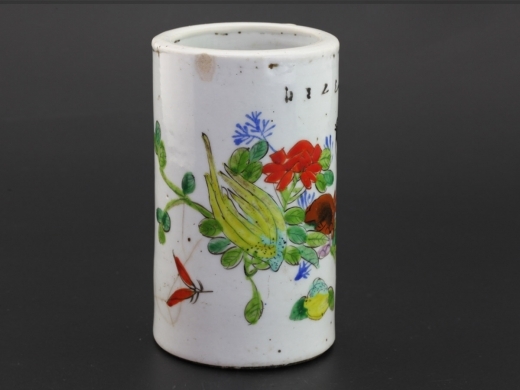 彩花花鸟笔筒
