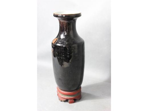 乌金釉瓶（连座）