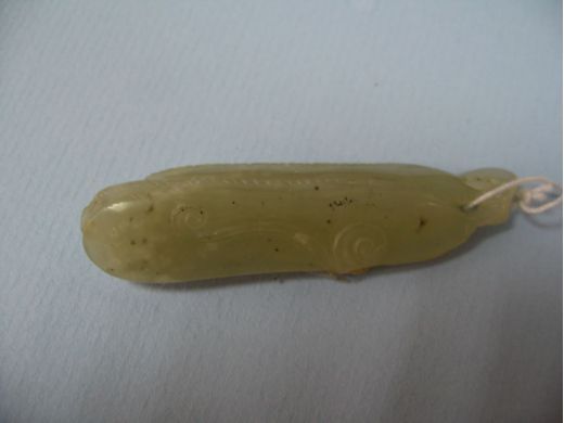 白玉挂坠件
