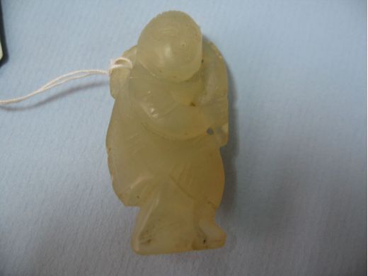 玉人物