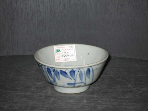 青花花卉碗