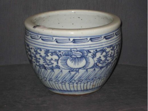 青花缠枝莲小鱼缸