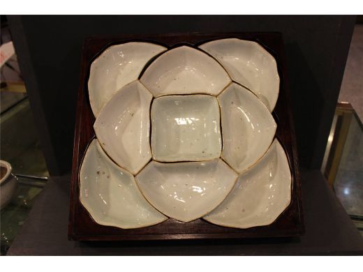 彩花鸟九子围碗（配盒）