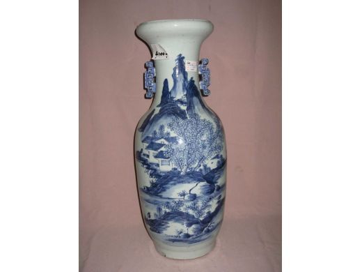 300件青花山水花瓶