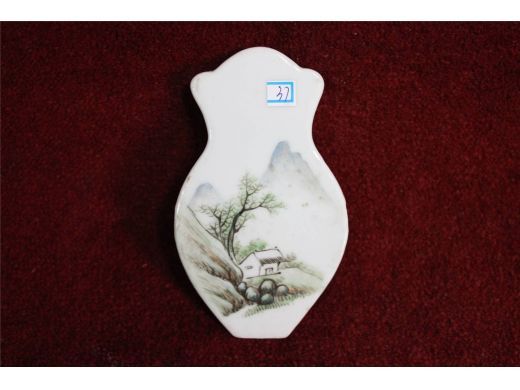 瓶形山水小瓷片
