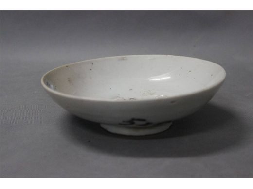 青釉碗