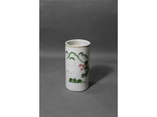 醴陵彩山水笔筒