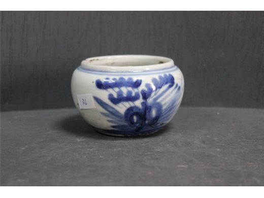 青花花卉水洗