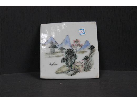 彩方形山水小瓷片