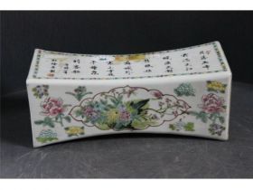 彩花卉枕头