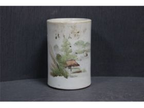 彩山水笔筒