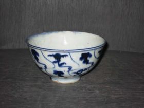 青花碗