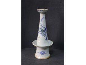 釉下彩龙纹烛台