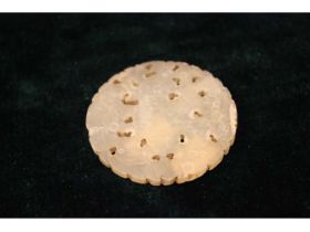 岫玉人物圆件