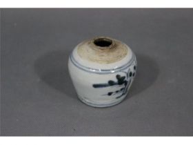 青花山水小罐