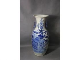 300件青花花鸟纹瓶