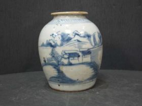 青花山水罐