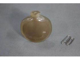 玛瑙烟壶