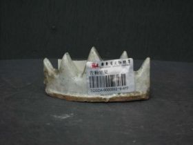 青釉笔架