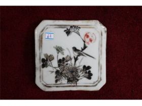 方形花鸟小瓷片