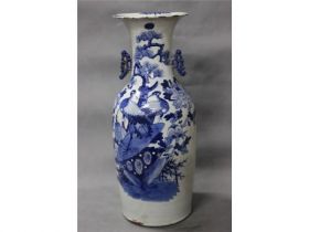 300件青花花鸟瓶