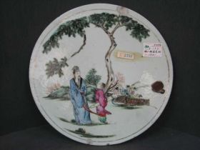 彩人物圆瓷板