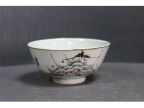 彩海晏河清纹碗