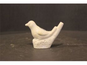 白釉小鸟
