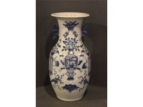 150件青花花卉瓶