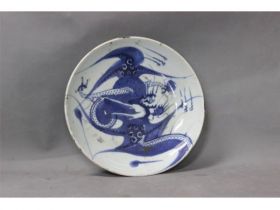 青花过墙龙碟