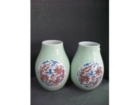 豆青青花开光釉里红龙凤尊