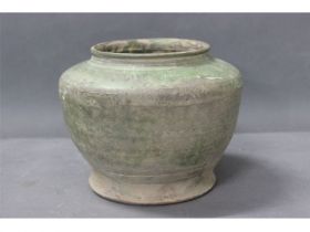 绿釉罐