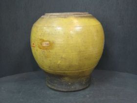 黄釉庙顶