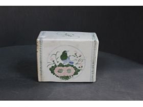釉下彩开光花卉瓷枕