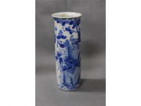 青花花鸟筒式瓶