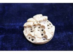 象牙人物饰件