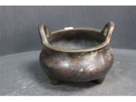 铜香炉