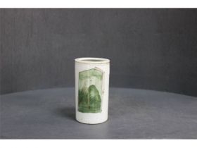 釉下彩山水笔筒