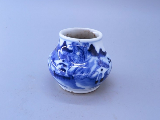 青花山水纹水盂