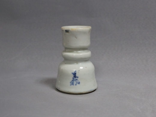 青花“张义元记”小烛台