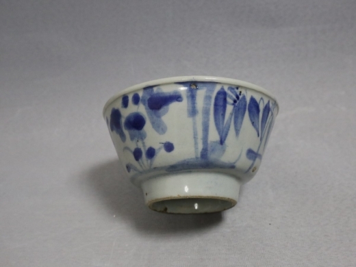 青花花卉碗