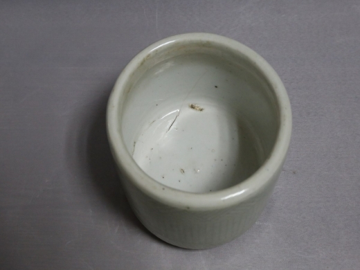 豆青釉暗花筒式炉