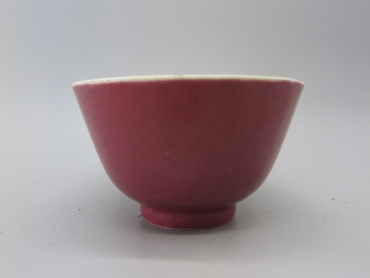 胭脂红釉茶杯