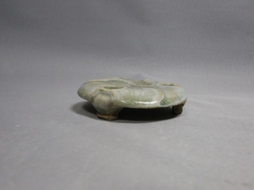 葱白釉香炉座