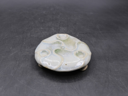 葱白釉香炉座