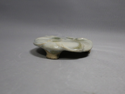 葱白釉香炉座