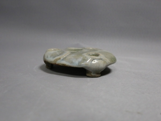 葱白釉香炉座
