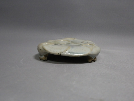 葱白釉香炉座